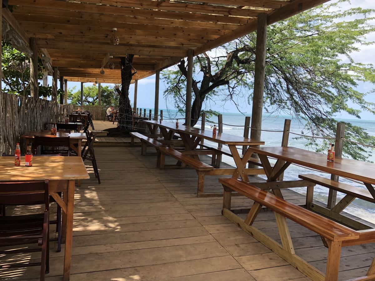Brytan Villa Treasure Beach Exterior foto